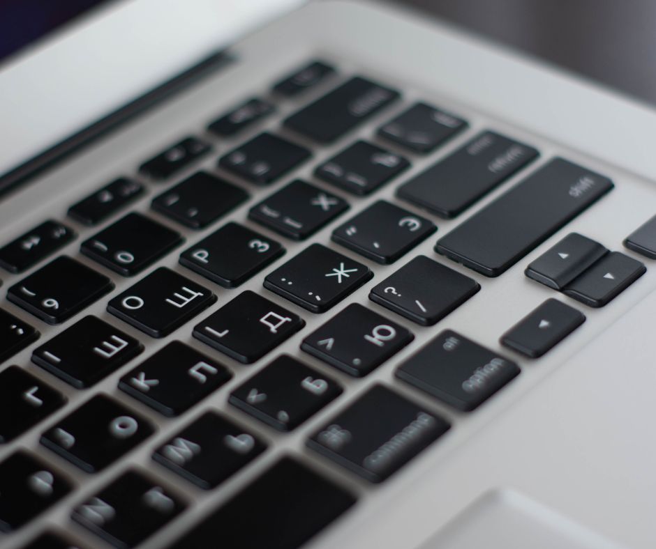 Inspect Keyboard, Trackpad, and Screen for Humidity